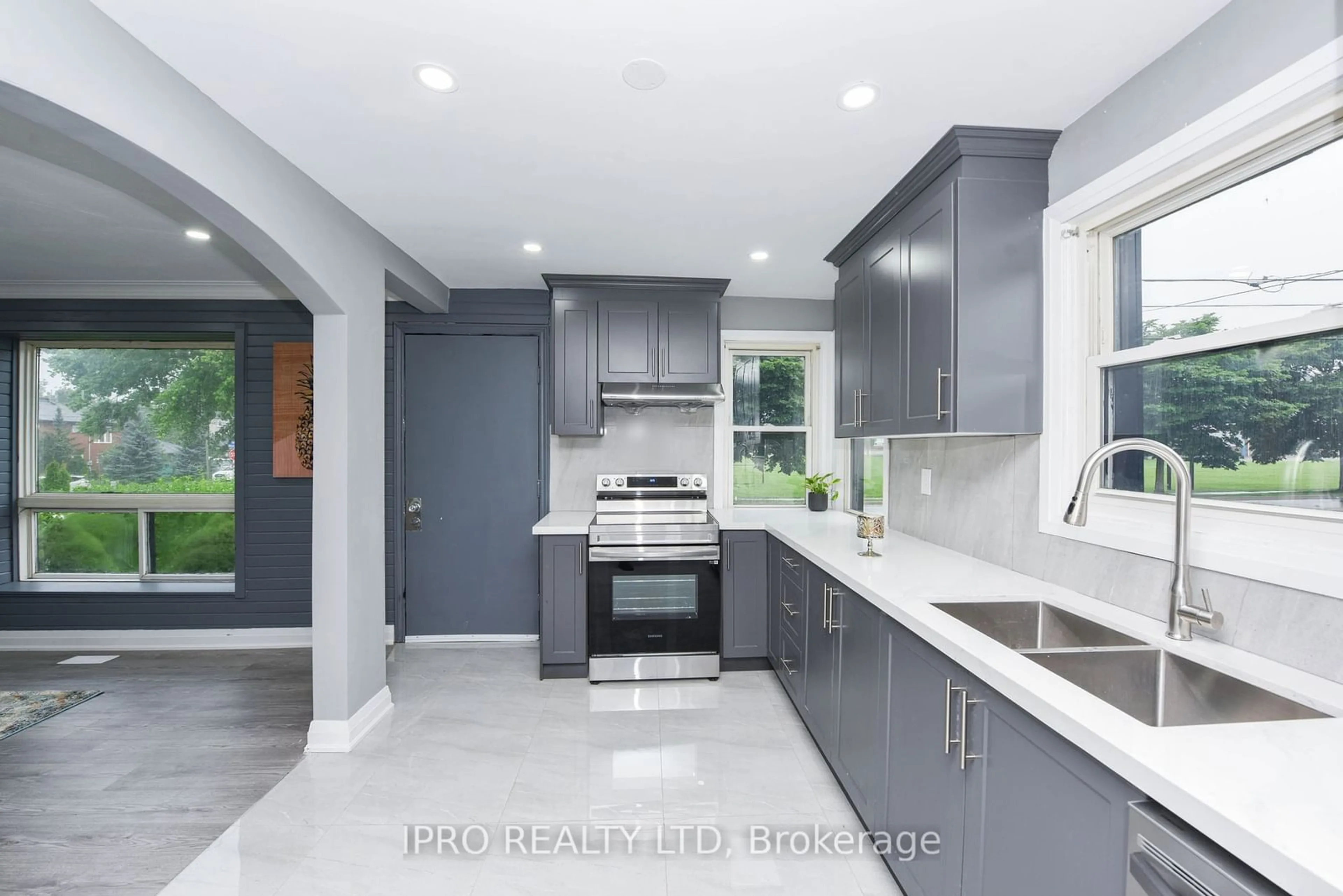 Contemporary kitchen, ceramic floors for 1259 Ogden Ave, Mississauga Ontario L5E 2H5