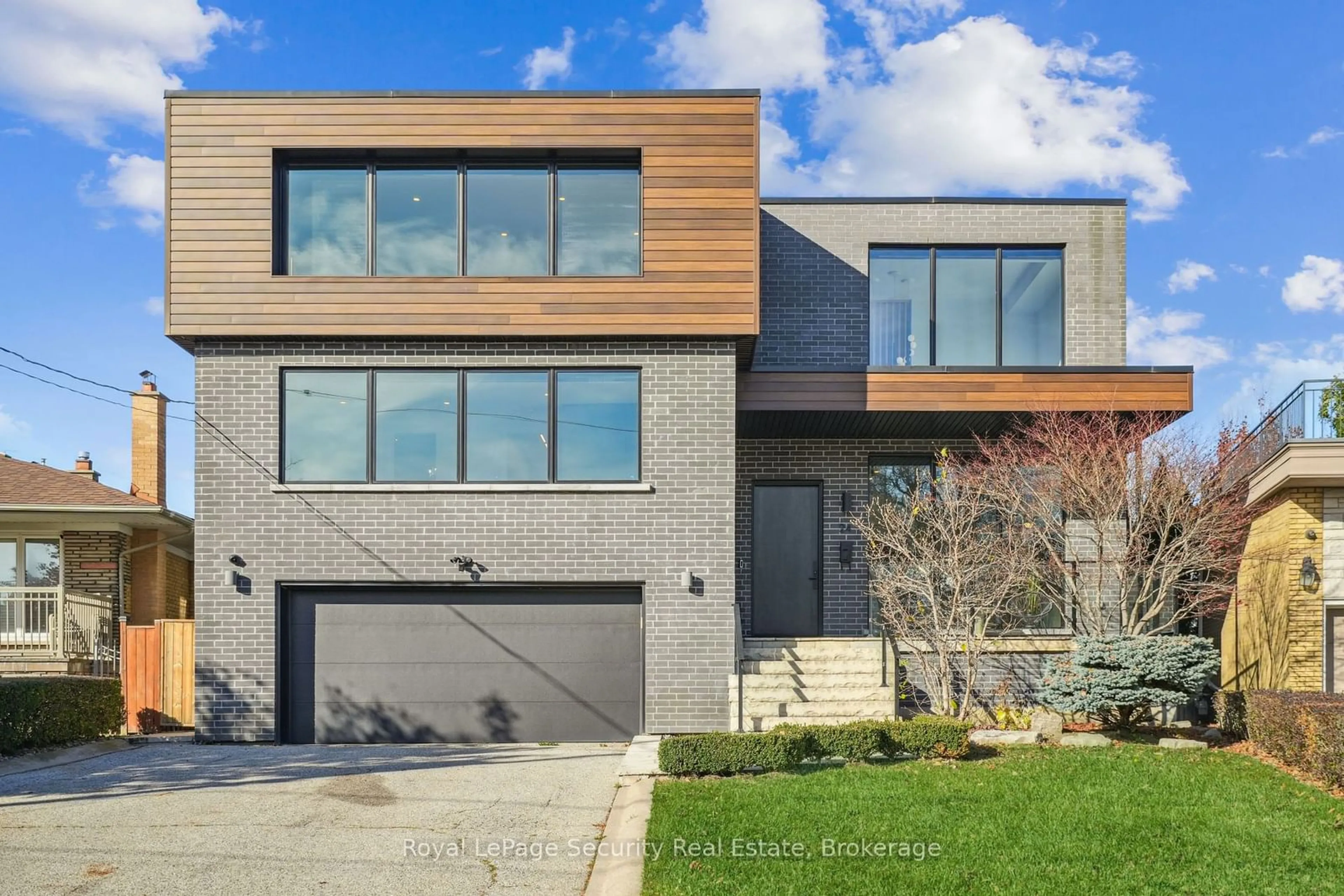 Home with brick exterior material for 24 Carousel Crt, Toronto Ontario M6B 3M1