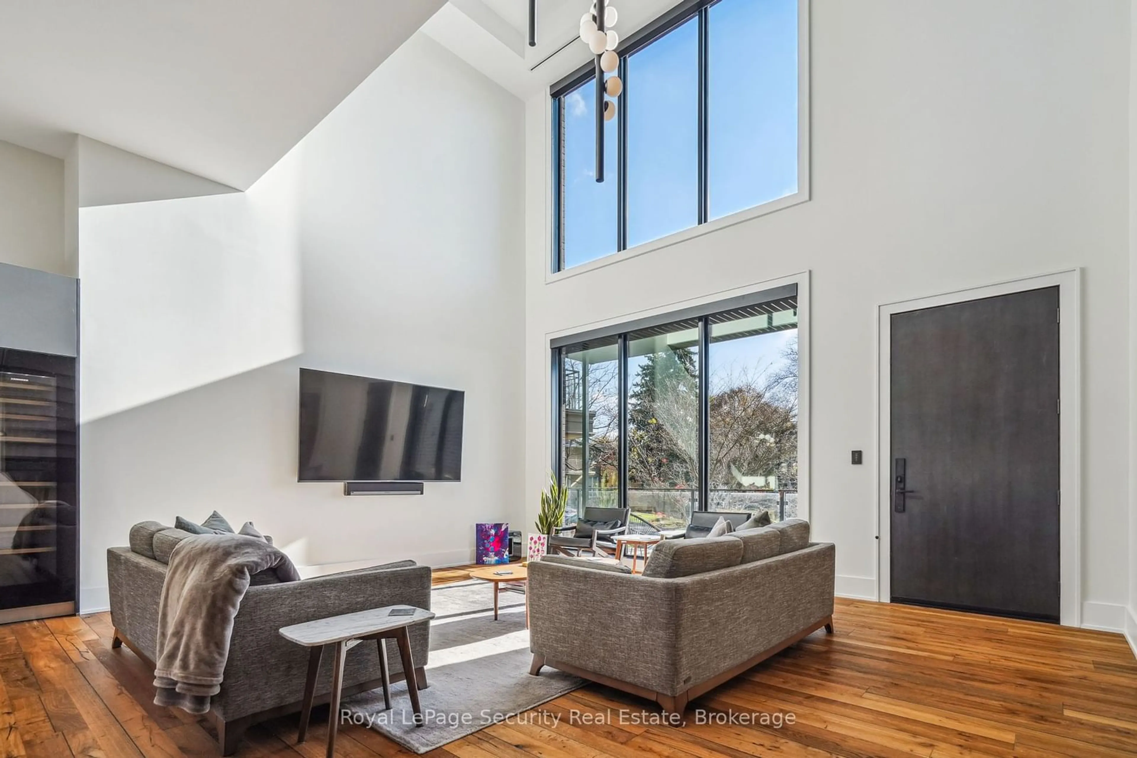 Living room, wood floors for 24 Carousel Crt, Toronto Ontario M6B 3M1