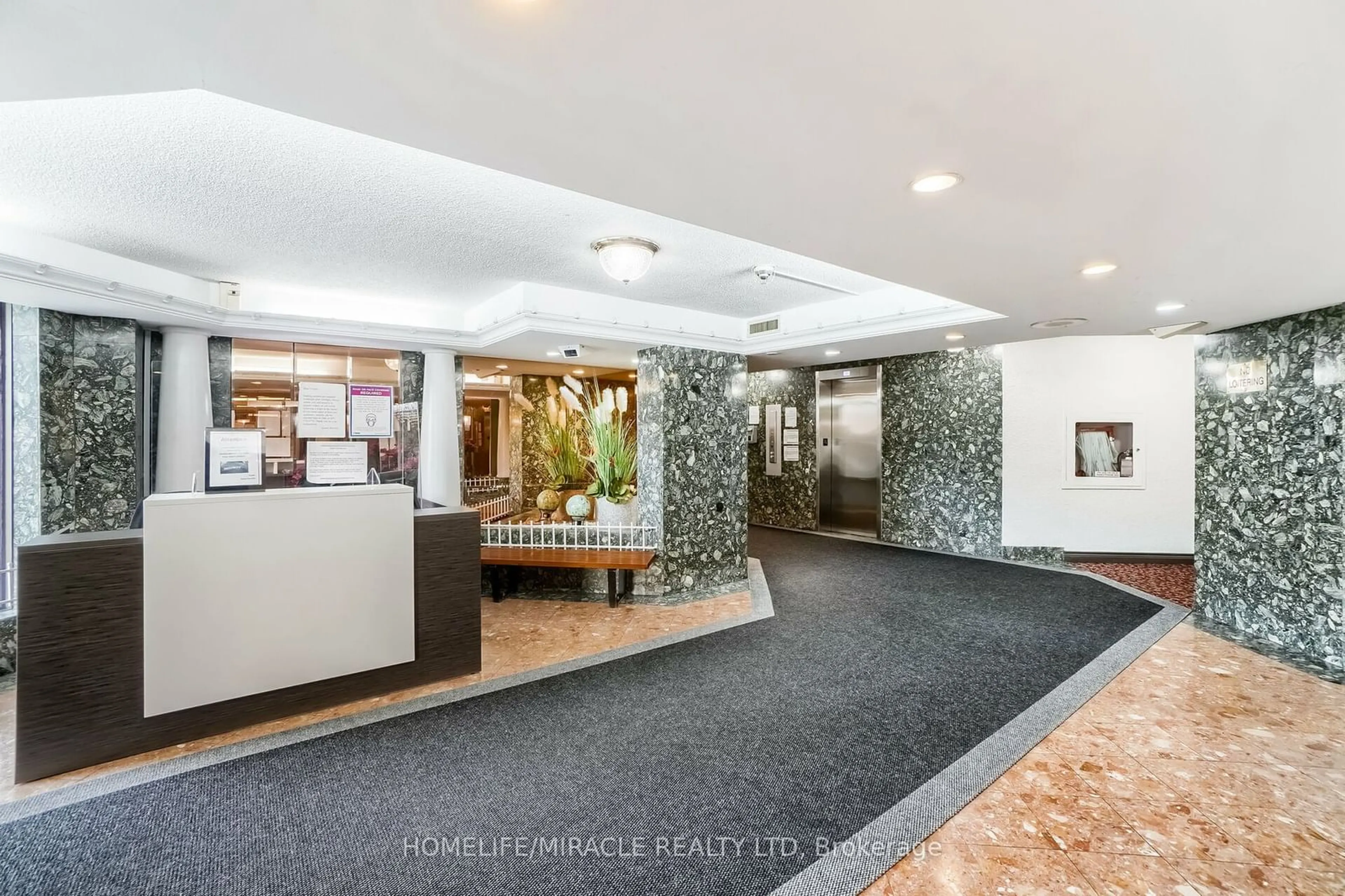 Indoor lobby, carpet floors for 236 Albion Rd #1403, Toronto Ontario M9W 6A6