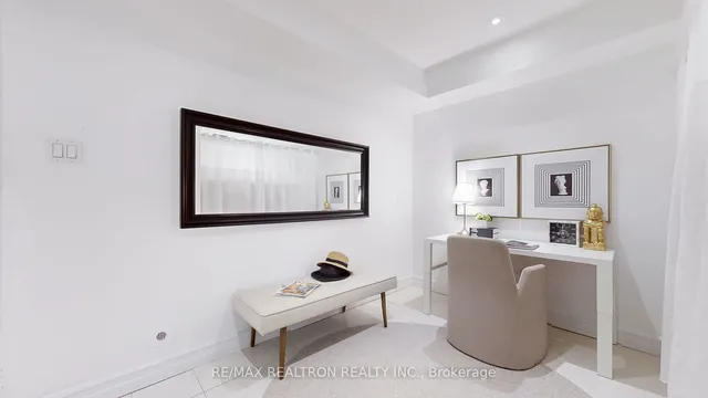 Additional property image - 25 Laidlaw St Unit 516
