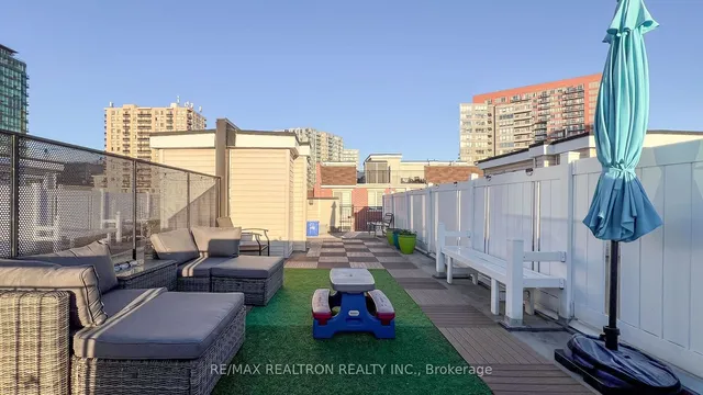 Additional property image - 25 Laidlaw St Unit 516