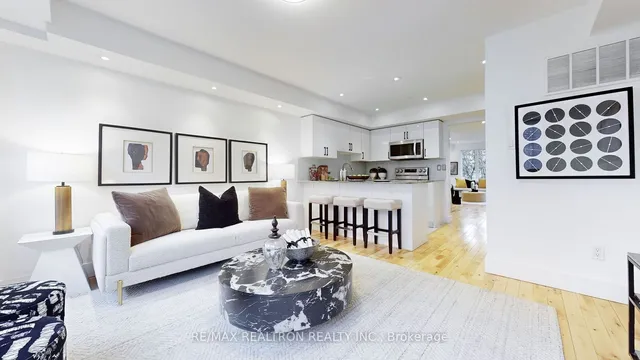 Additional property image - 25 Laidlaw St Unit 516