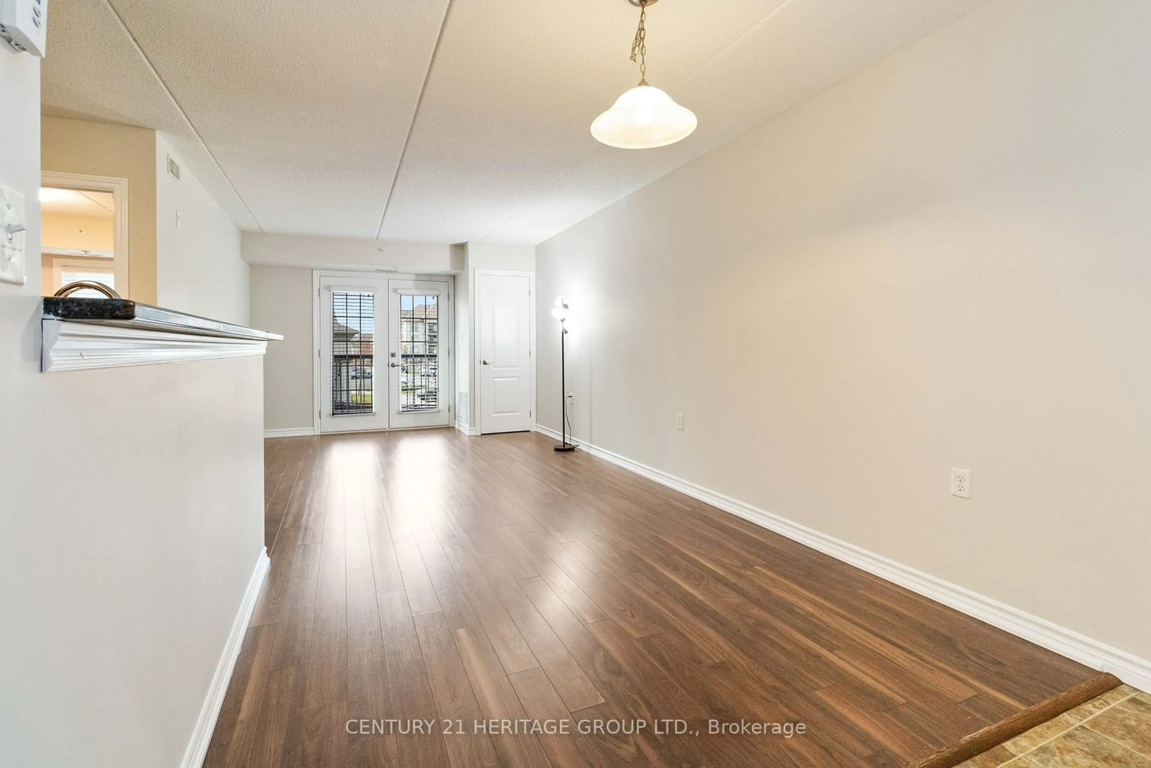 Other indoor space, wood floors for 1470 Main St #216, Milton Ontario L9T 8W6