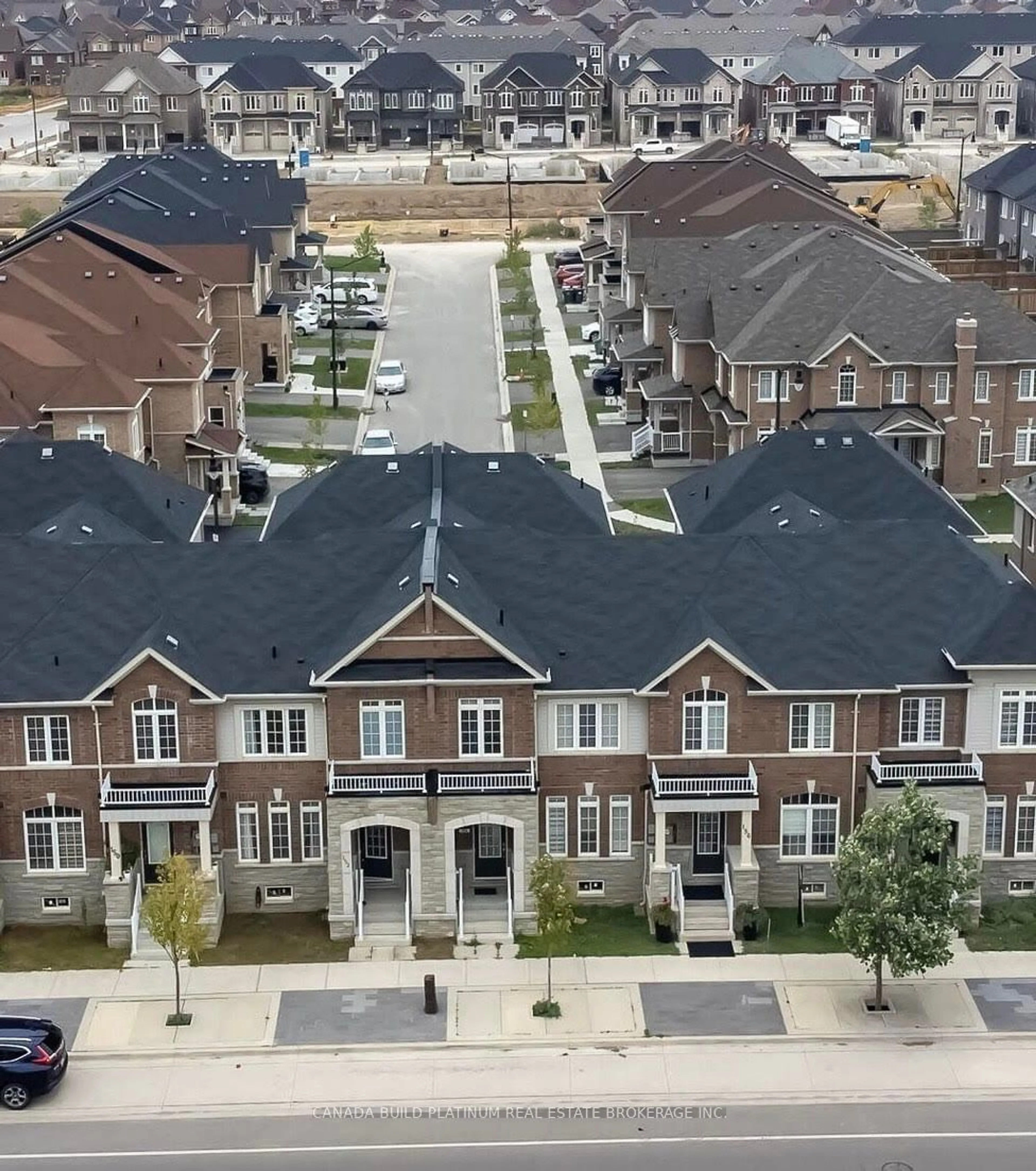 A pic from exterior of the house or condo, the street view for 152 Remembrance Rd, Brampton Ontario L7A 0G1