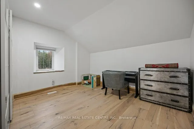 Additional image 7 of 13567 2nd Line