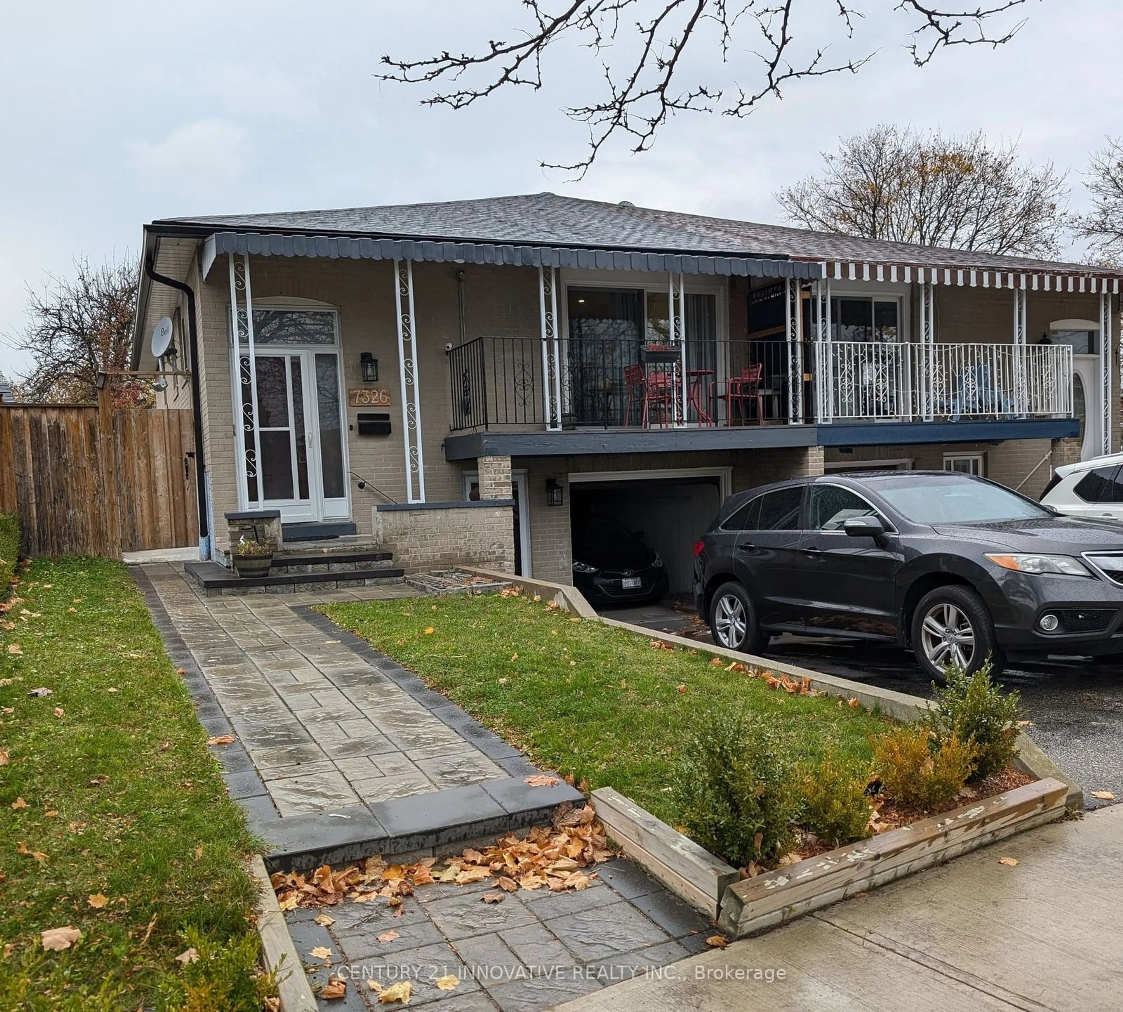 Frontside or backside of a home, cottage for 7326 Redfox Rd, Mississauga Ontario L4T 2L8