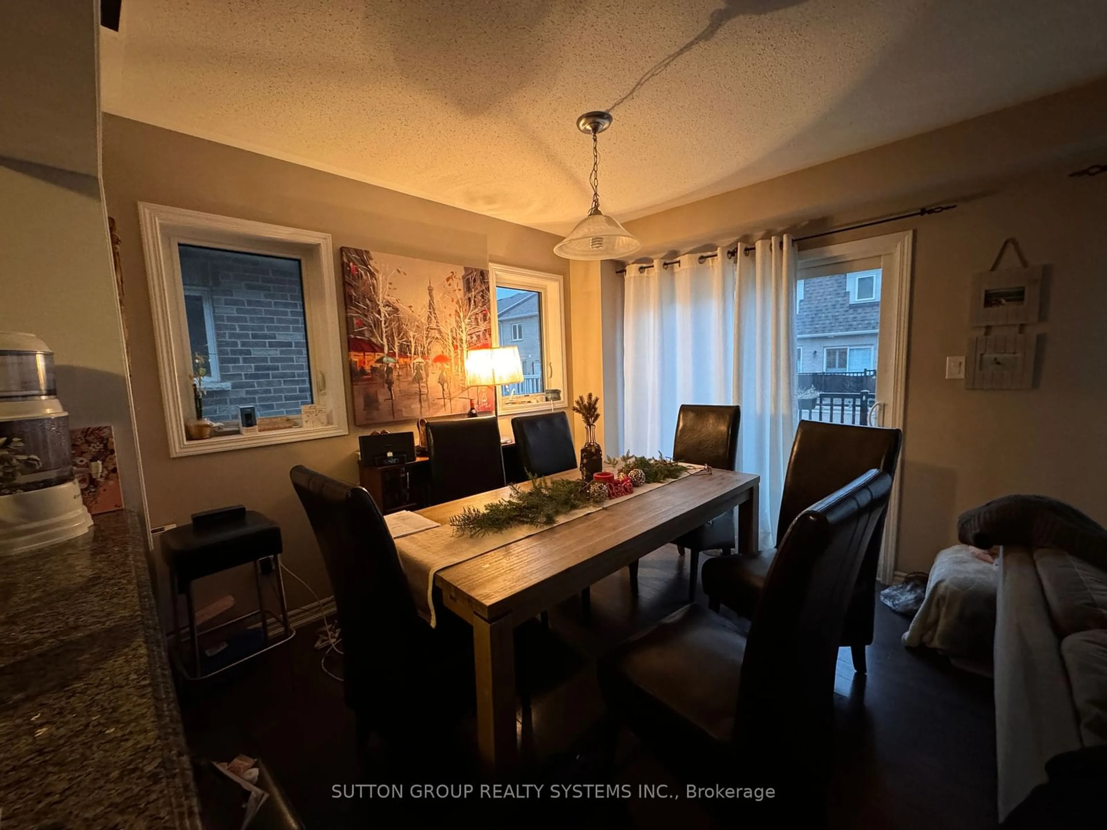 Dining room, wood floors, cottage for 286 Ellen Davidson Dr, Oakville Ontario L6M 0V1