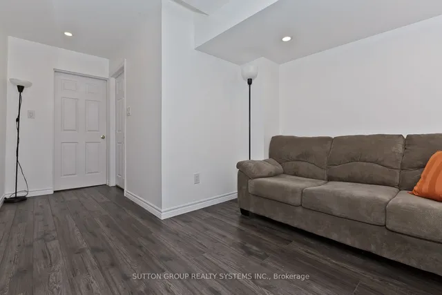 Additional property image - 355 Hobbs Cres