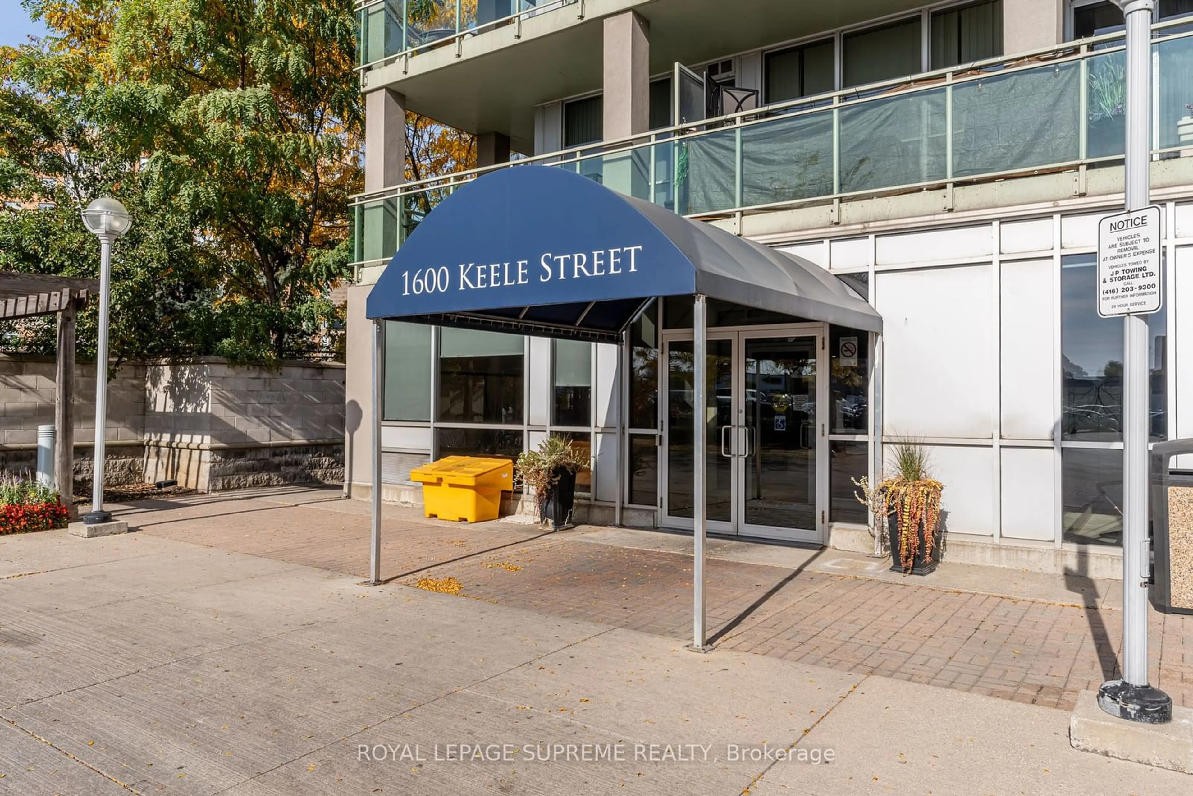 A pic from exterior of the house or condo, the street view for 1600 Keele St #1110, Toronto Ontario M6N 5J1