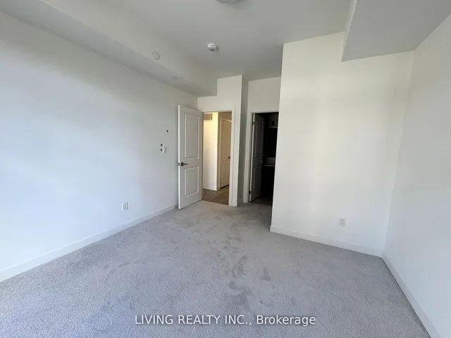 Additional property image - 4015 Hickory Dr Unit TH06