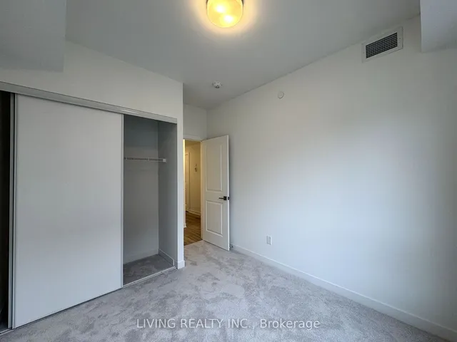 Additional property image - 4015 Hickory Dr Unit TH06