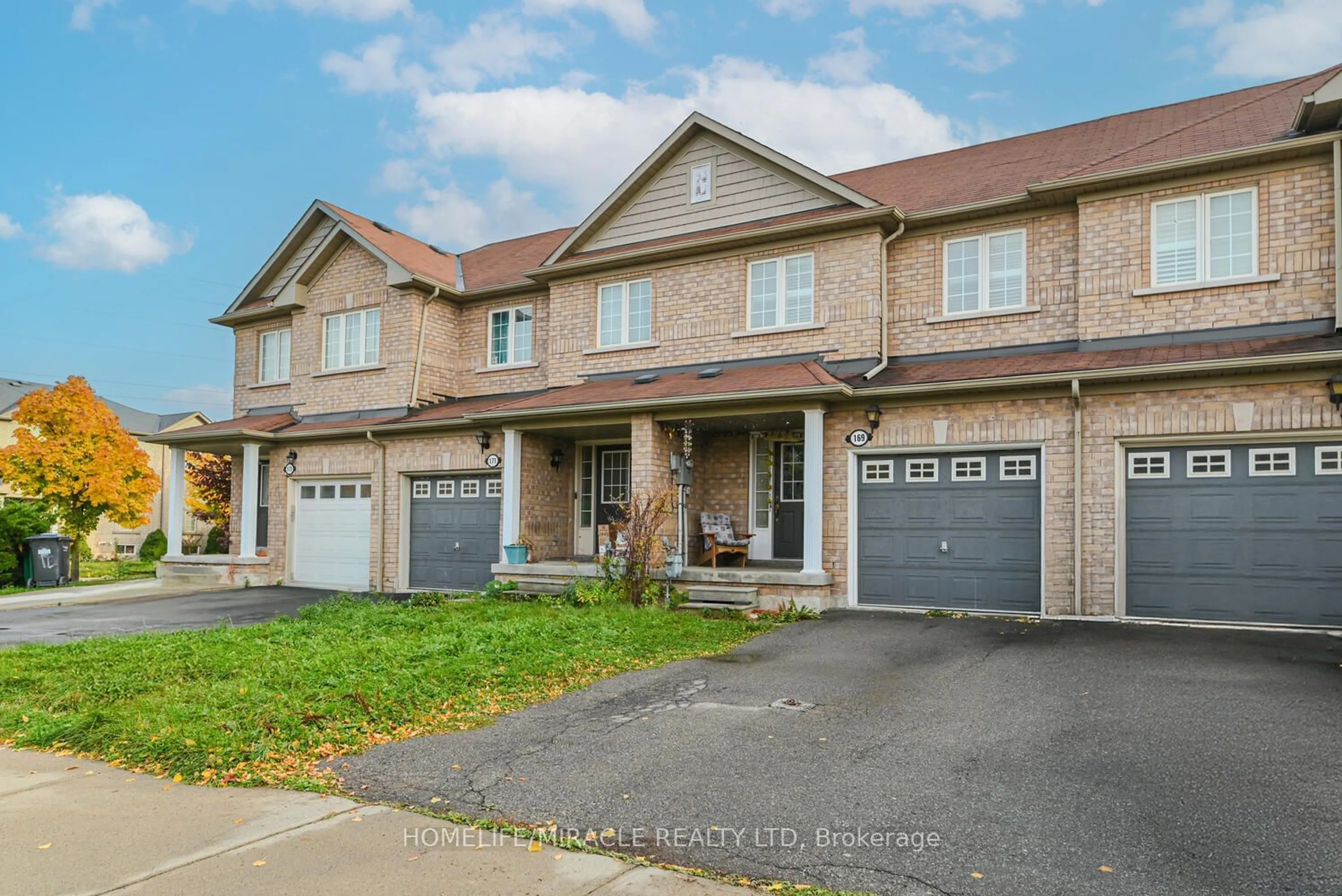 A pic from exterior of the house or condo, the street view for 169 Crystal Glen Cres, Brampton Ontario L6X 0K6