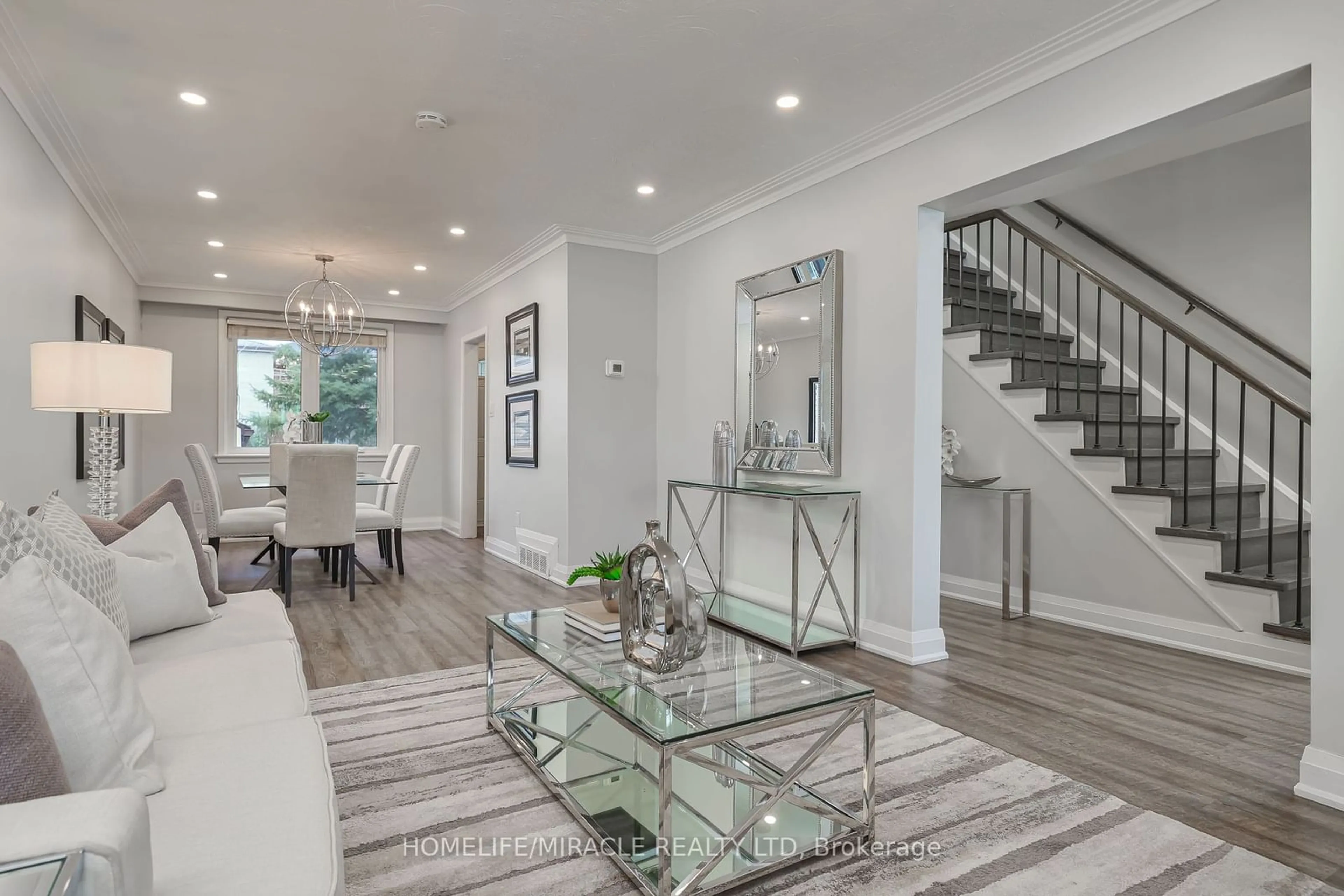 Indoor entryway, wood floors for 14 Dombey Rd, Toronto Ontario M3L 1N9