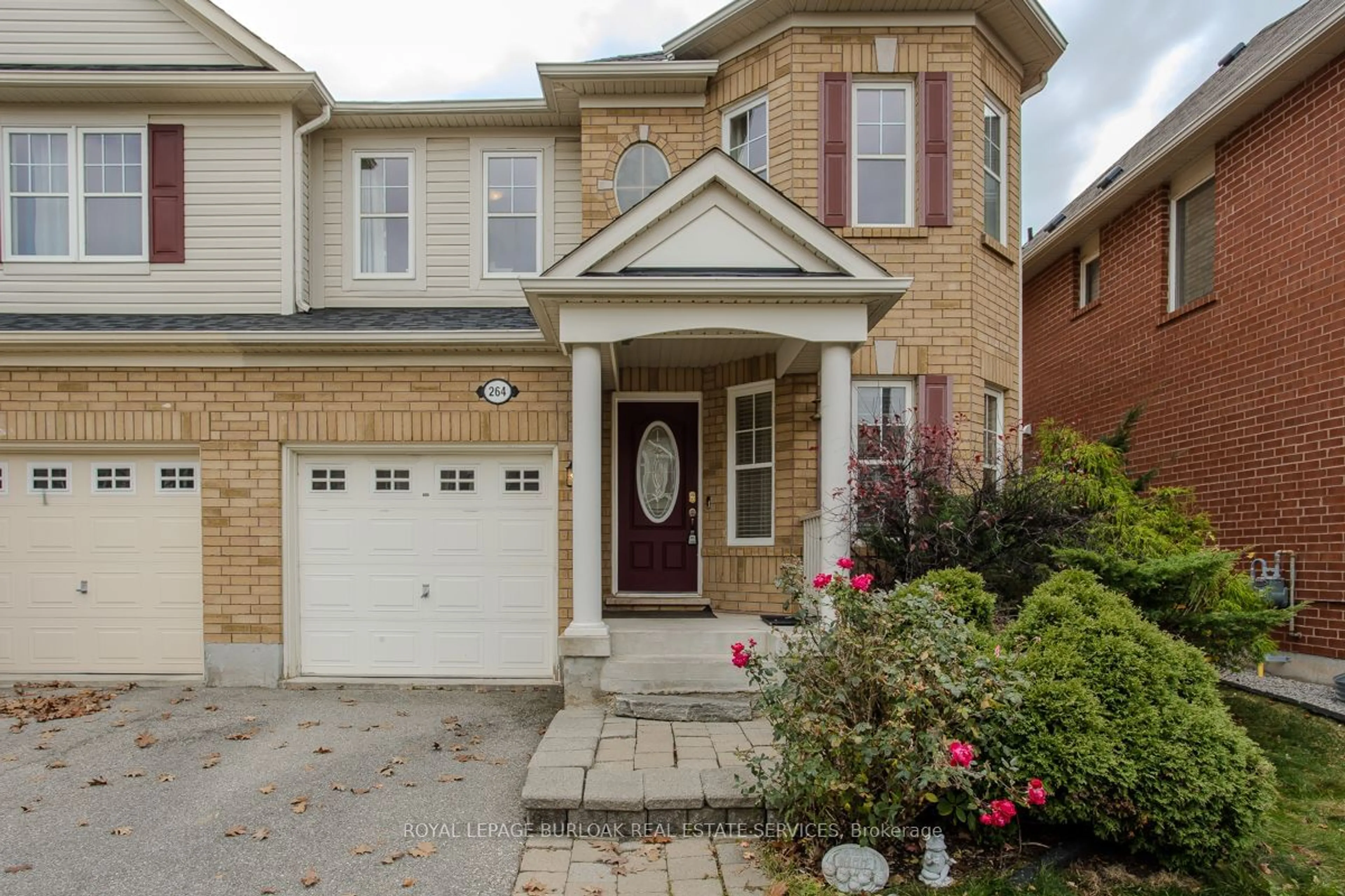 Home with brick exterior material for 264 Wise Crossing, Milton Ontario L9T 0N9