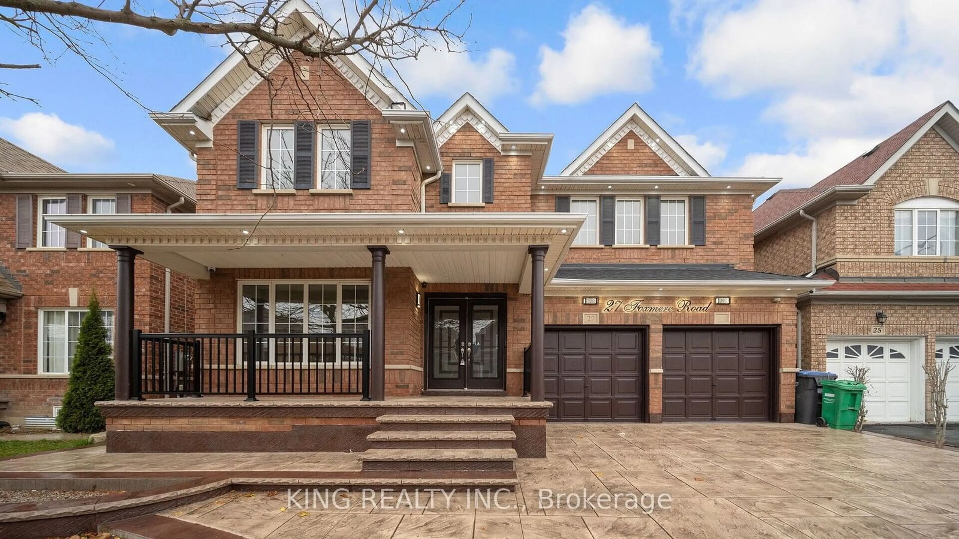 Home with brick exterior material for 27 Foxmere Rd, Brampton Ontario L7A 1S4