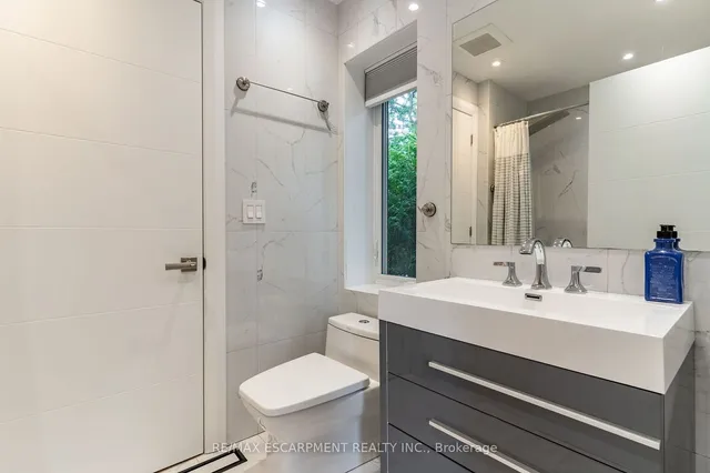 Additional property image - 5071 Spruce Ave