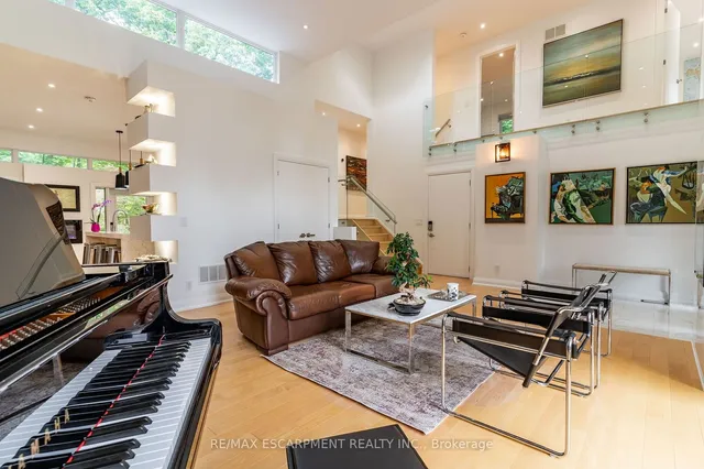 Additional property image - 5071 Spruce Ave