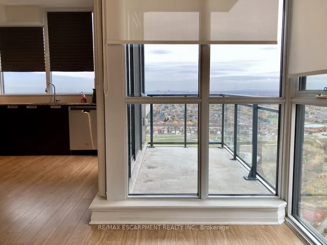 Additional property image - 75 Eglinton Ave Unit 2307
