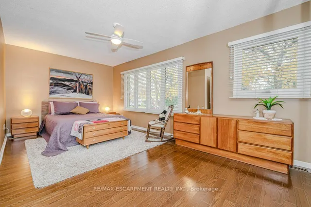 Additional property image - 957 Sanford Dr