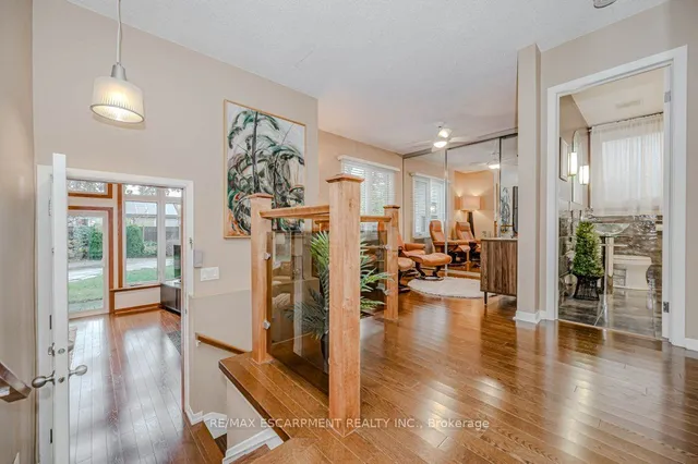 Additional property image - 957 Sanford Dr