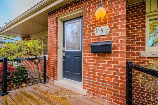 Additional property image - 957 Sanford Dr