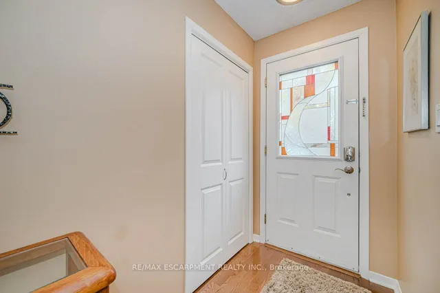 Additional property image - 957 Sanford Dr