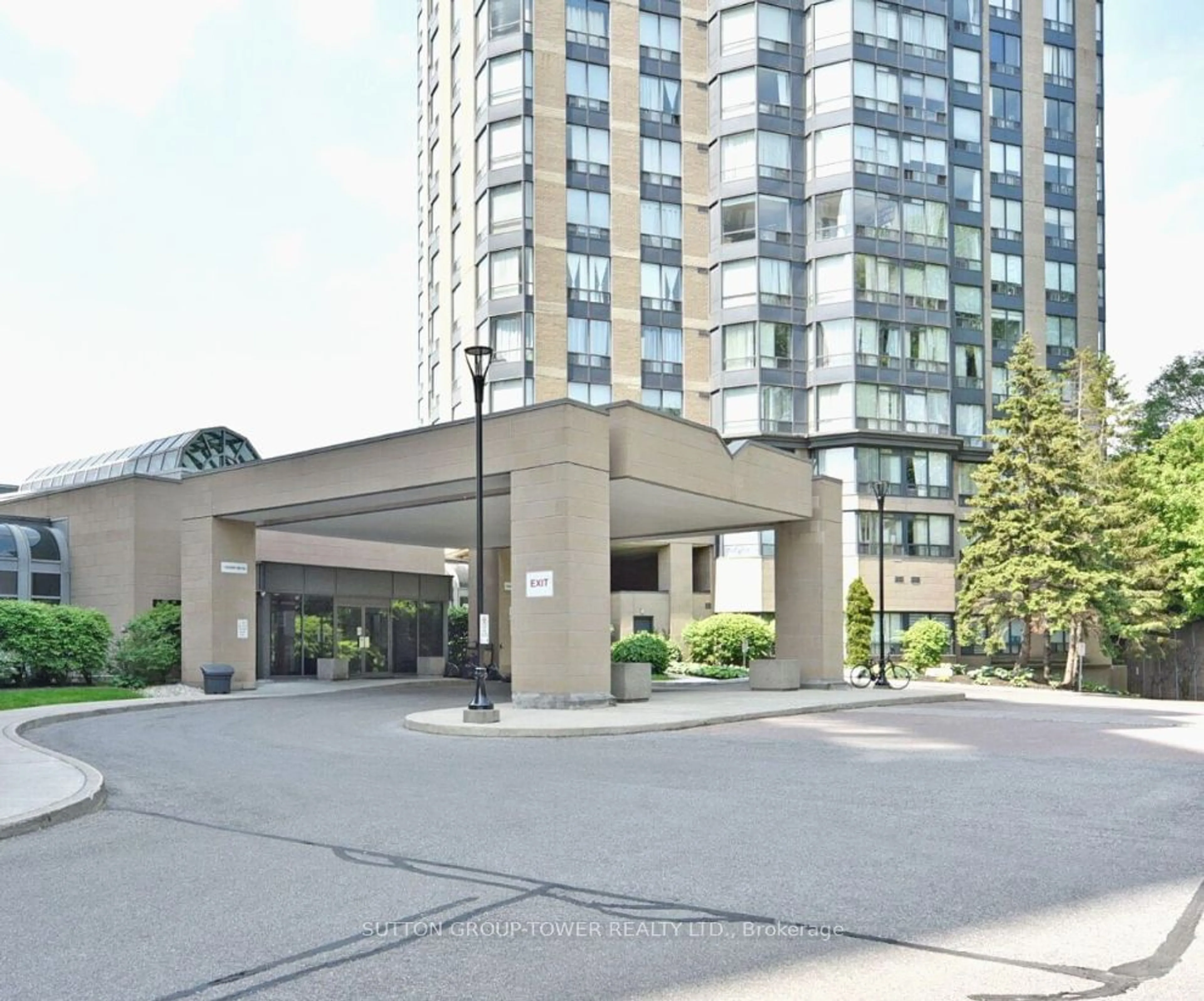 A pic from exterior of the house or condo, the front or back of building for 3 Hickory Tree Rd #707, Toronto Ontario M9N 3W5