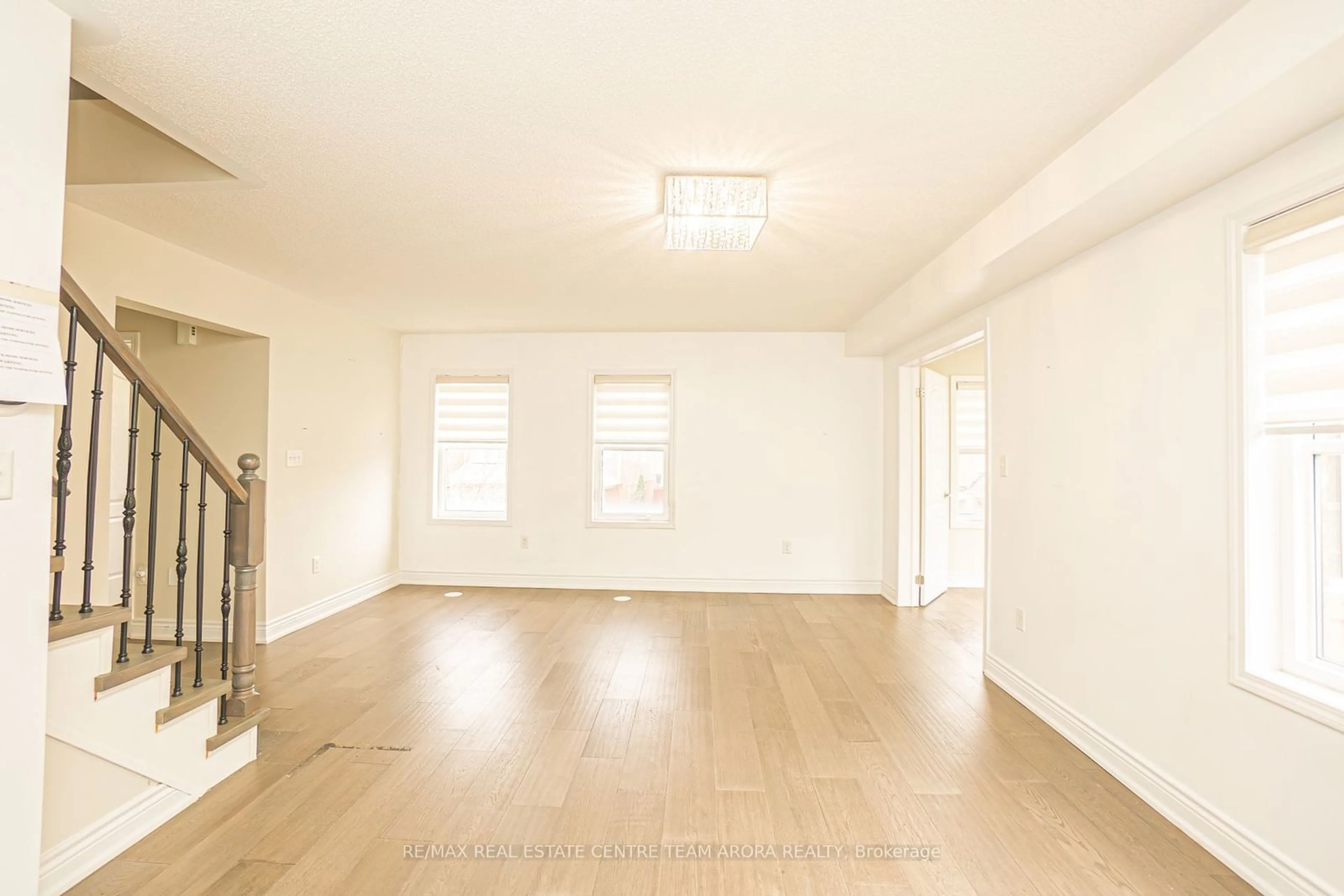 Other indoor space, wood floors for 69 Betterton Cres, Brampton Ontario L7A 0S6