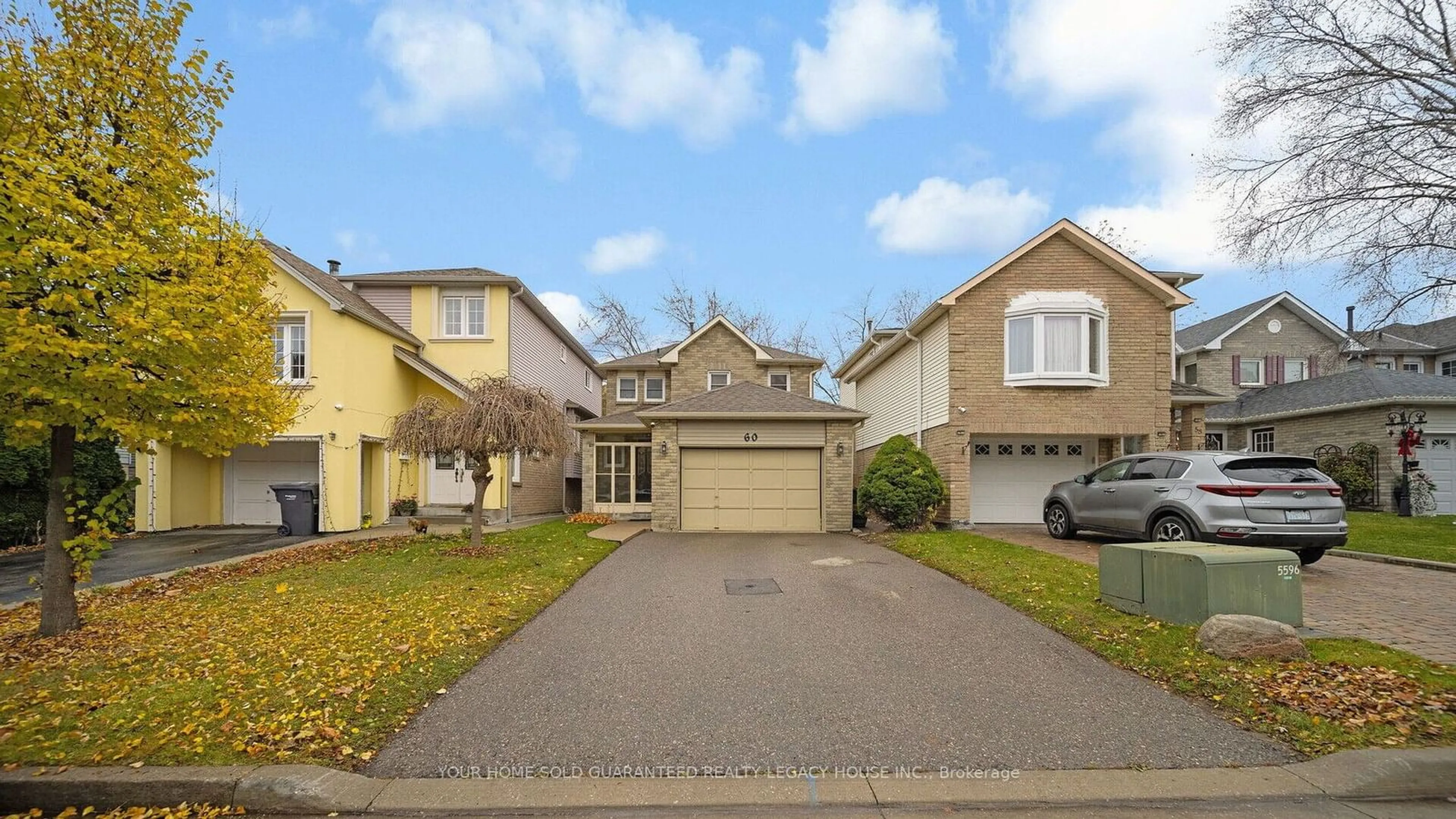 Frontside or backside of a home, the street view for 60 Roehampton Cres, Brampton Ontario L6Y 2R4