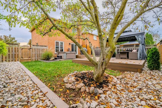 Additional property image - 633 Amelia Cres