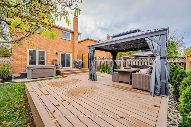 Additional property image - 633 Amelia Cres