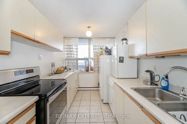 Additional property image - 25 Kensington Rd Unit 1407