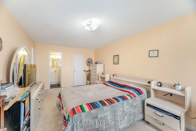 Additional property image - 25 Kensington Rd Unit 1407