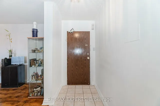 Additional property image - 25 Kensington Rd Unit 1407