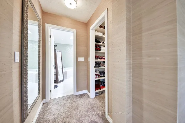 Additional property image - 4135 Shipp Dr Unit 3