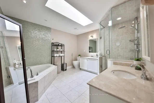 Additional property image - 4135 Shipp Dr Unit 3