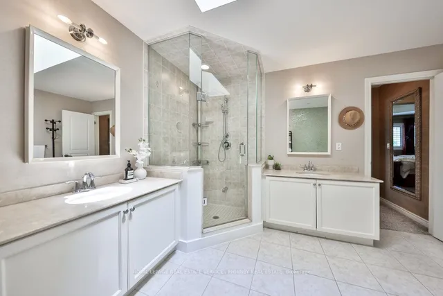 Additional property image - 4135 Shipp Dr Unit 3