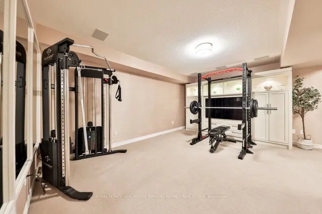 Additional property image - 4135 Shipp Dr Unit 3
