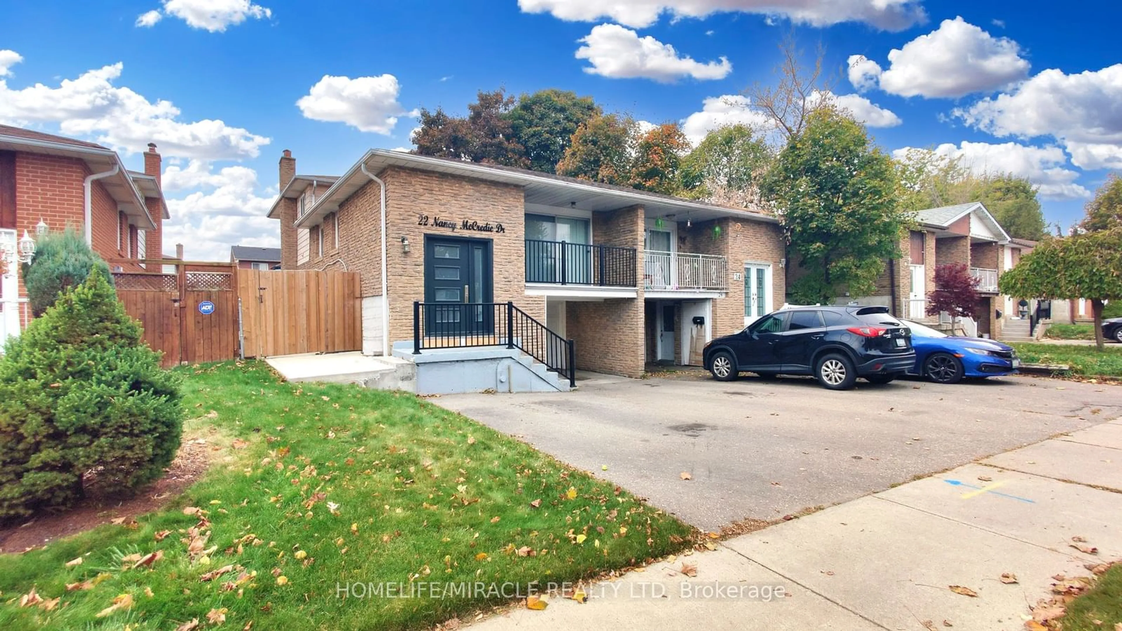 A pic from exterior of the house or condo, the street view for 22 Nancy McCredie Dr, Brampton Ontario L6X 2N5