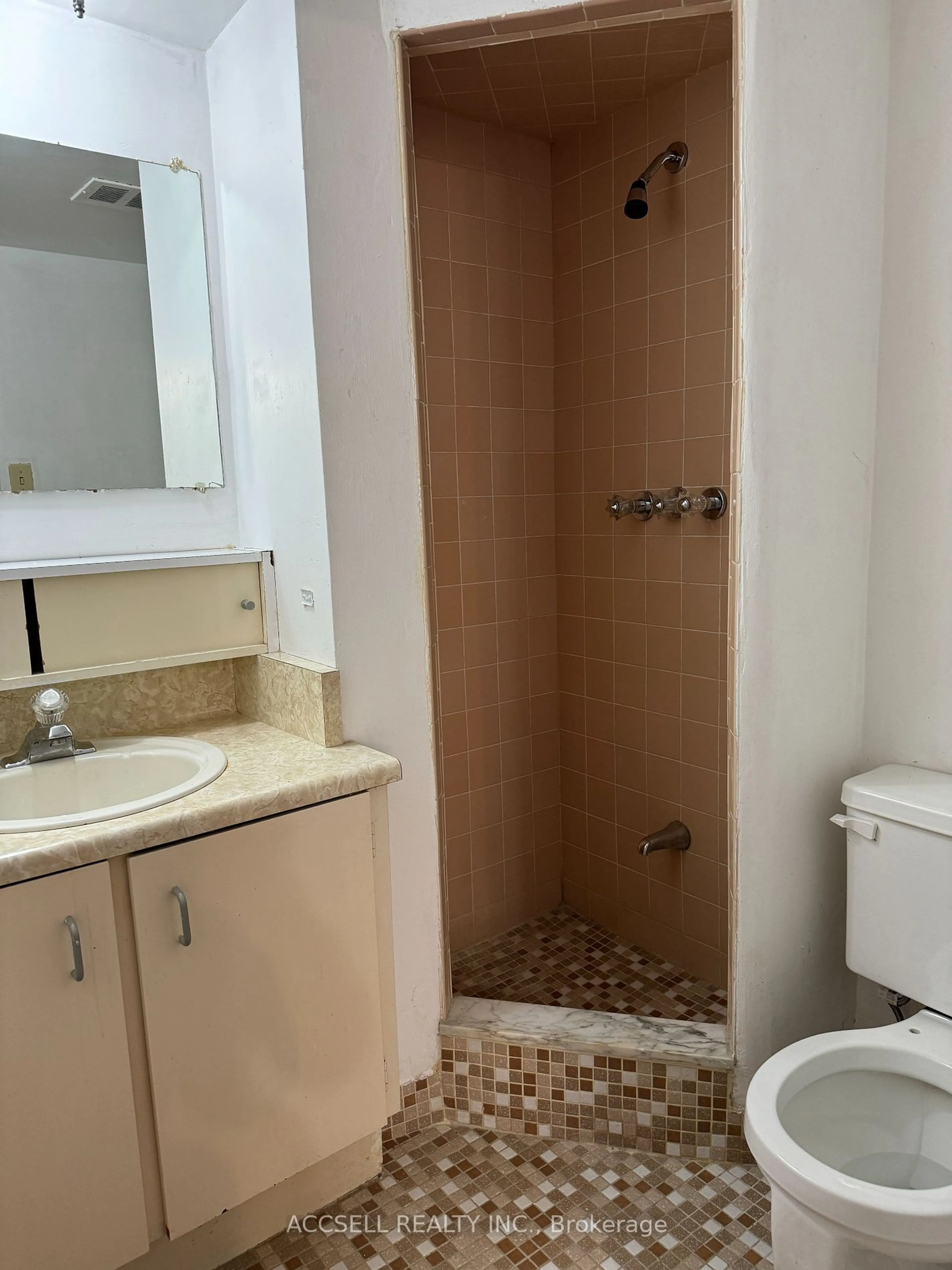 Standard bathroom, not visible floor for 360 Ridelle Ave #115, Toronto Ontario M6B 1K1