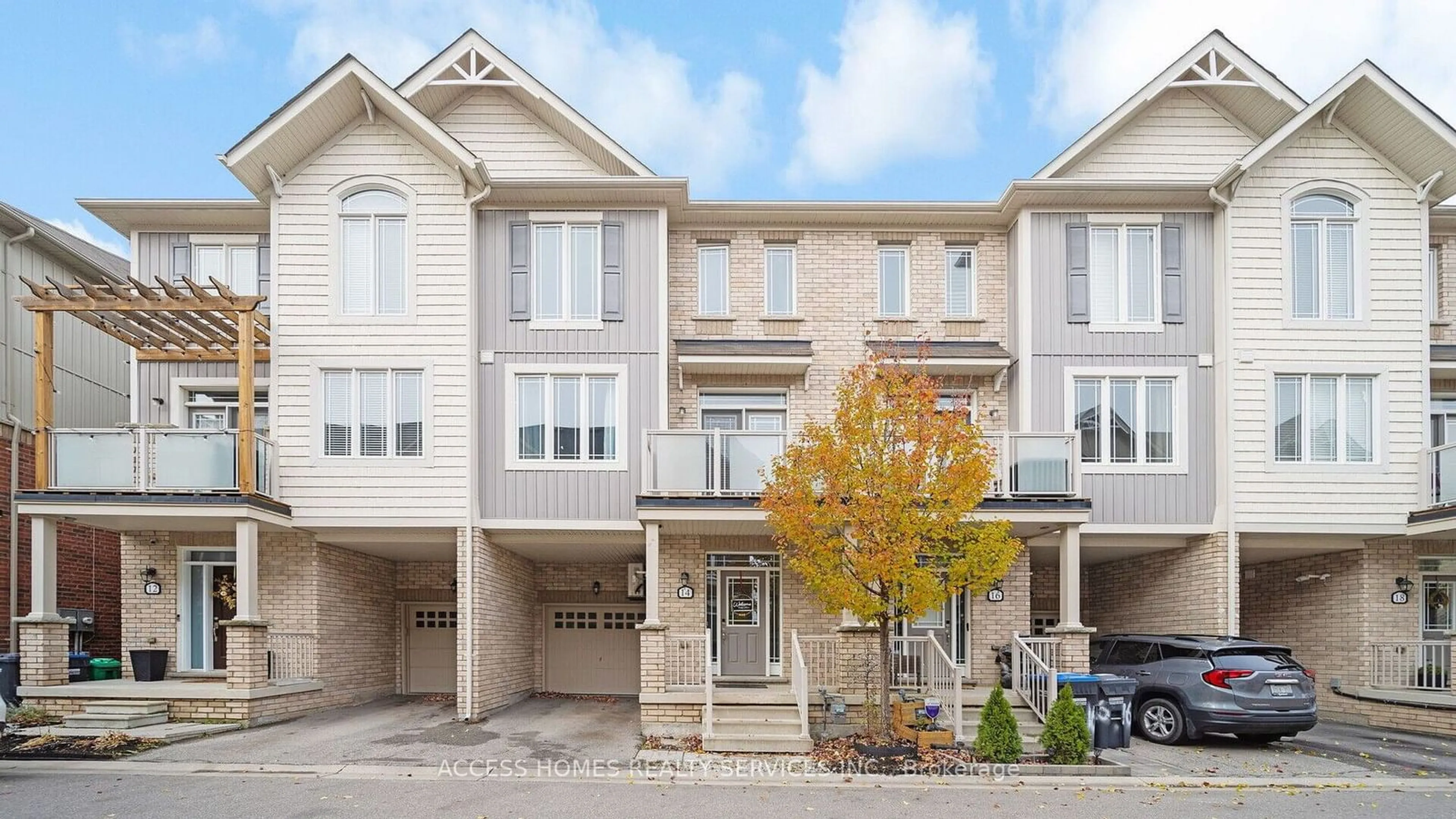 A pic from exterior of the house or condo, the street view for 14 Frank Lane, Caledon Ontario L7C 4C9