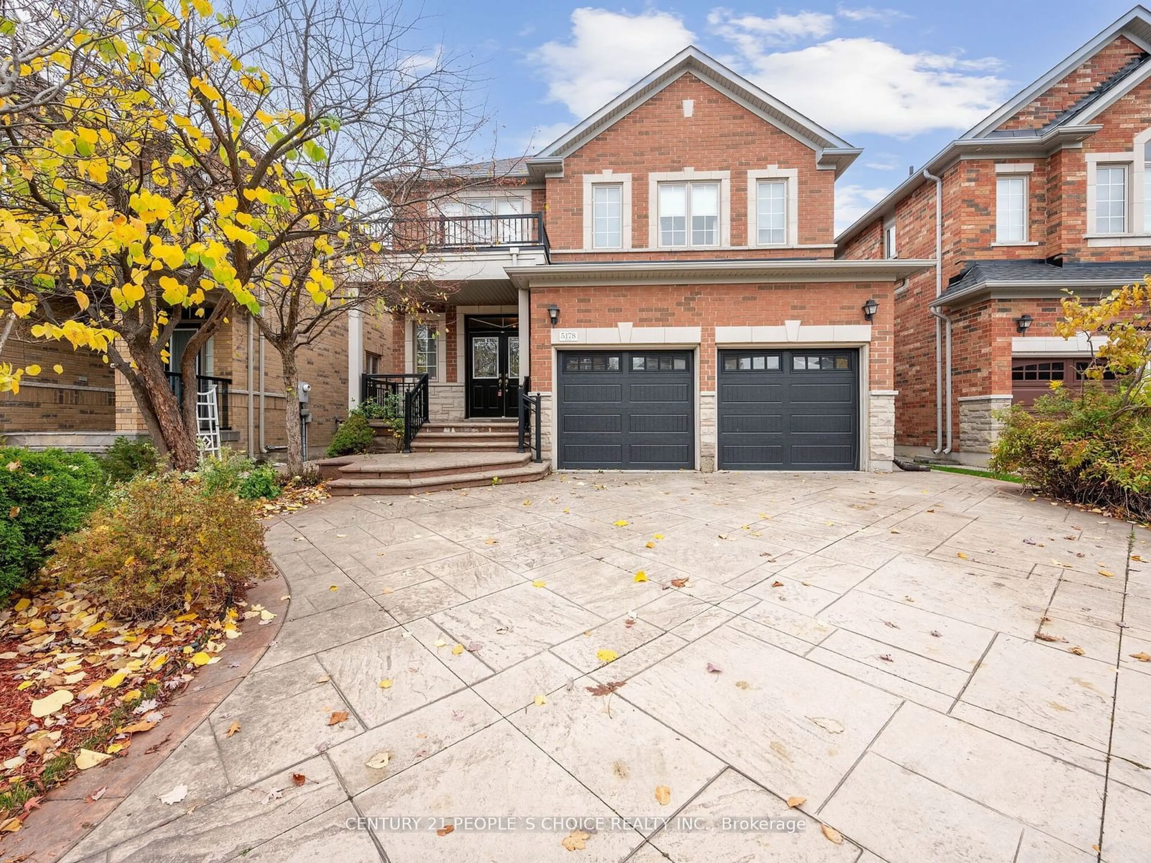 Home with brick exterior material for 5178 Churchill Meadows Blvd, Mississauga Ontario L5M 8B6