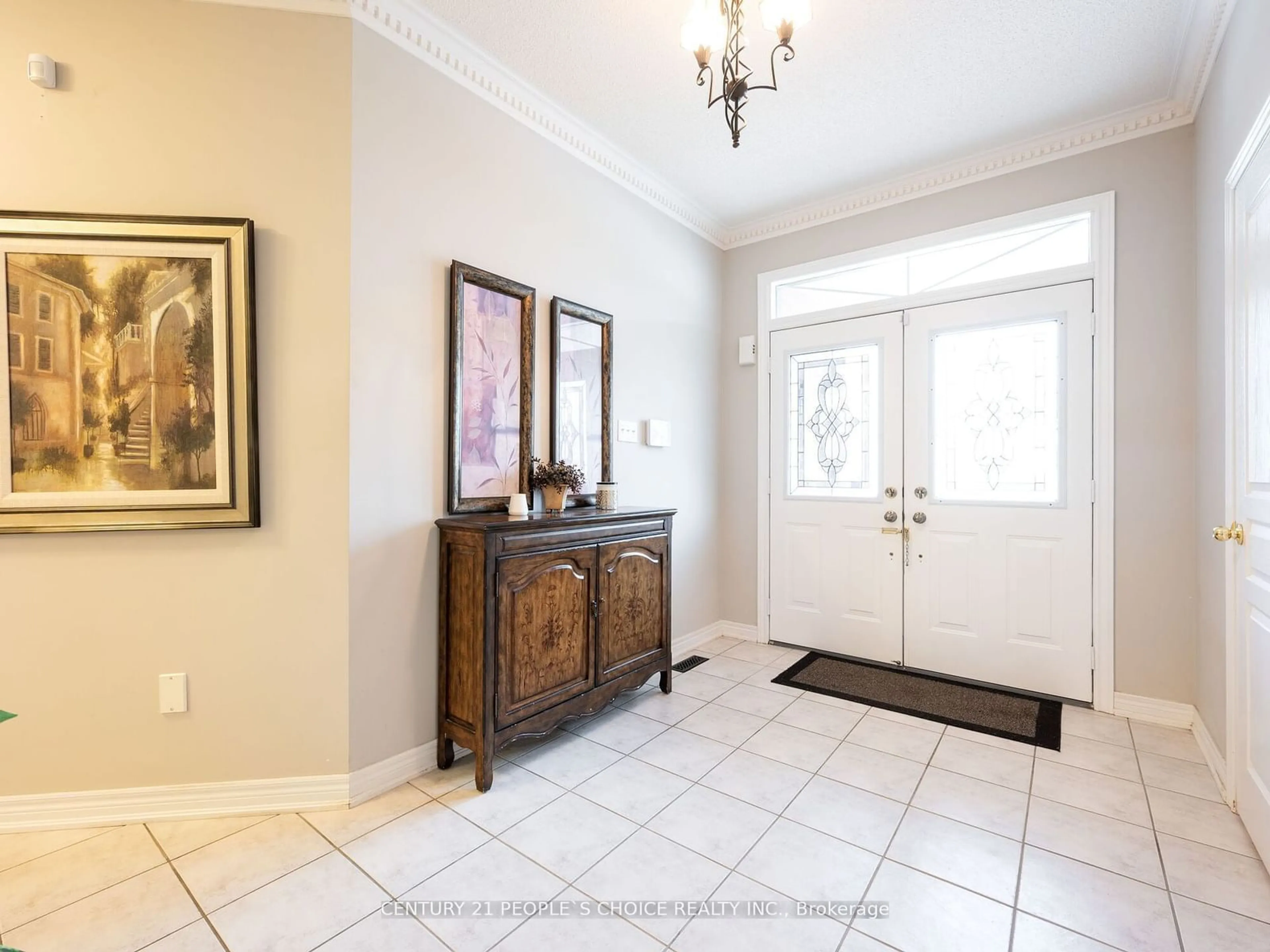 Indoor entryway, wood floors for 5178 Churchill Meadows Blvd, Mississauga Ontario L5M 8B6