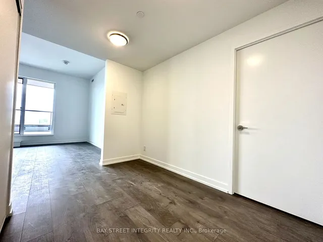 Additional property image - 270 Dufferin St Unit 1018