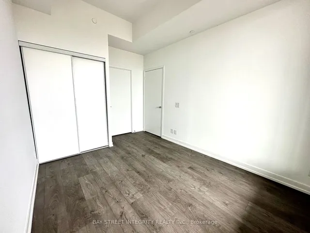 Additional property image - 270 Dufferin St Unit 1018