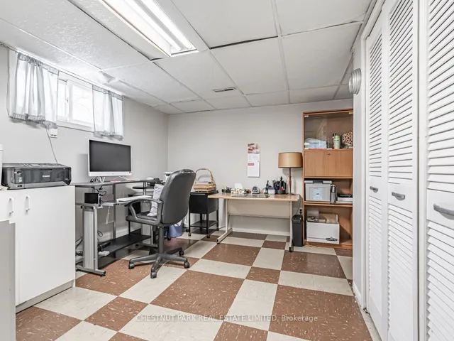 Additional property image - 207 Pellatt Ave