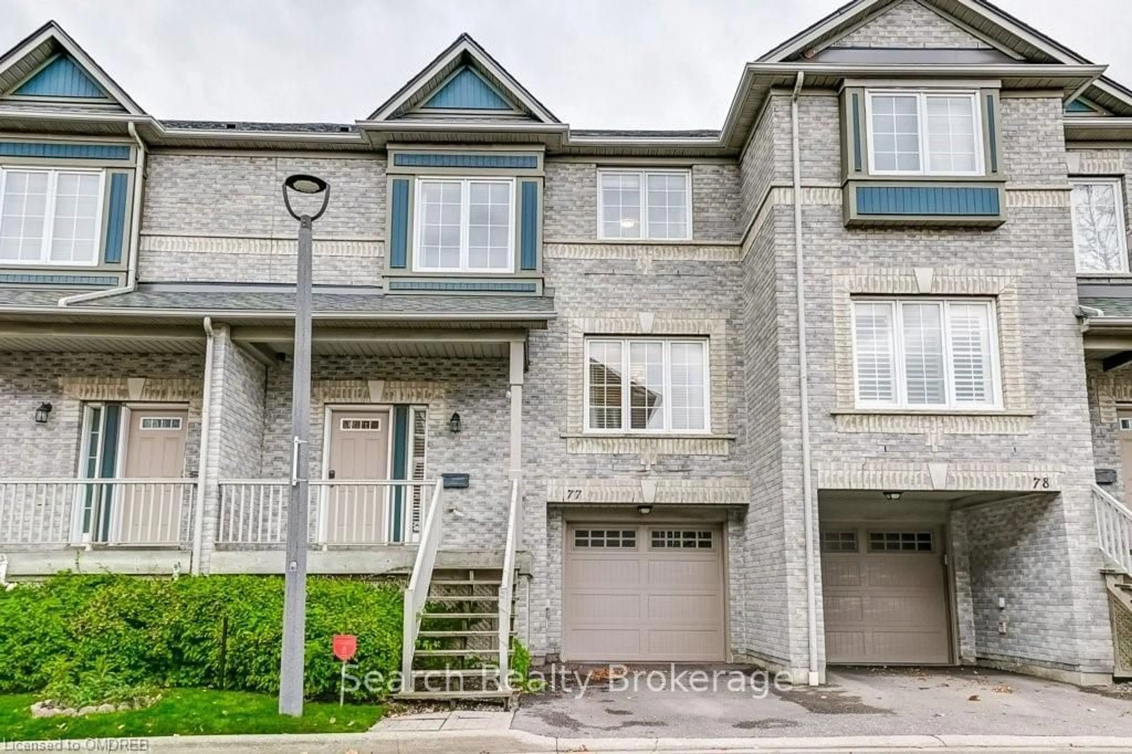 A pic from exterior of the house or condo, the street view for 5535 GLEN ERIN Dr #77, Mississauga Ontario L5M 6H1