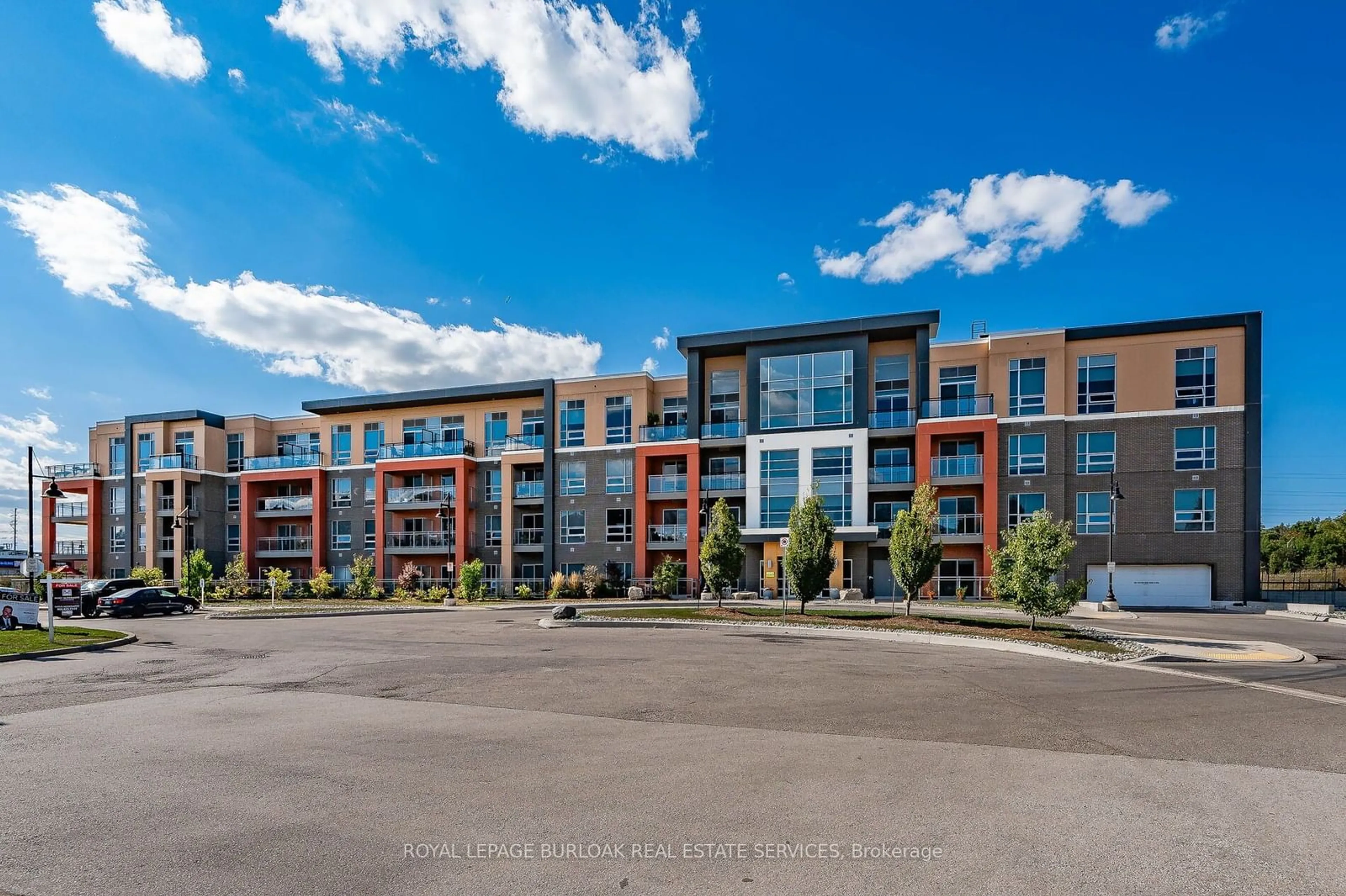 A pic from exterior of the house or condo, the front or back of building for 4040 Upper Middle Rd #106, Burlington Ontario L7M 0H2