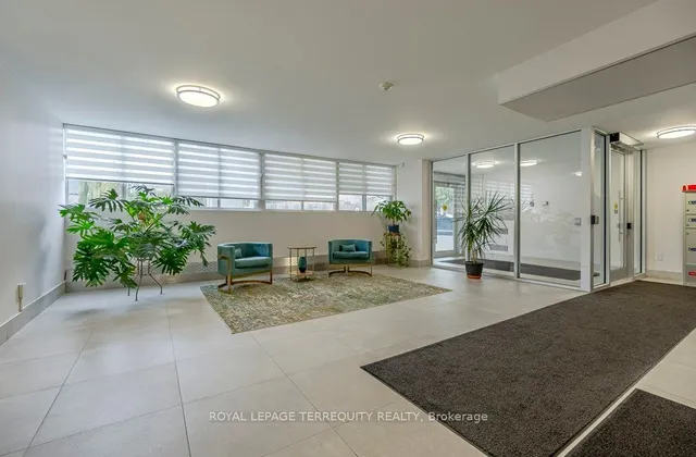 Additional property image - 11 Neilson Dr Unit 201